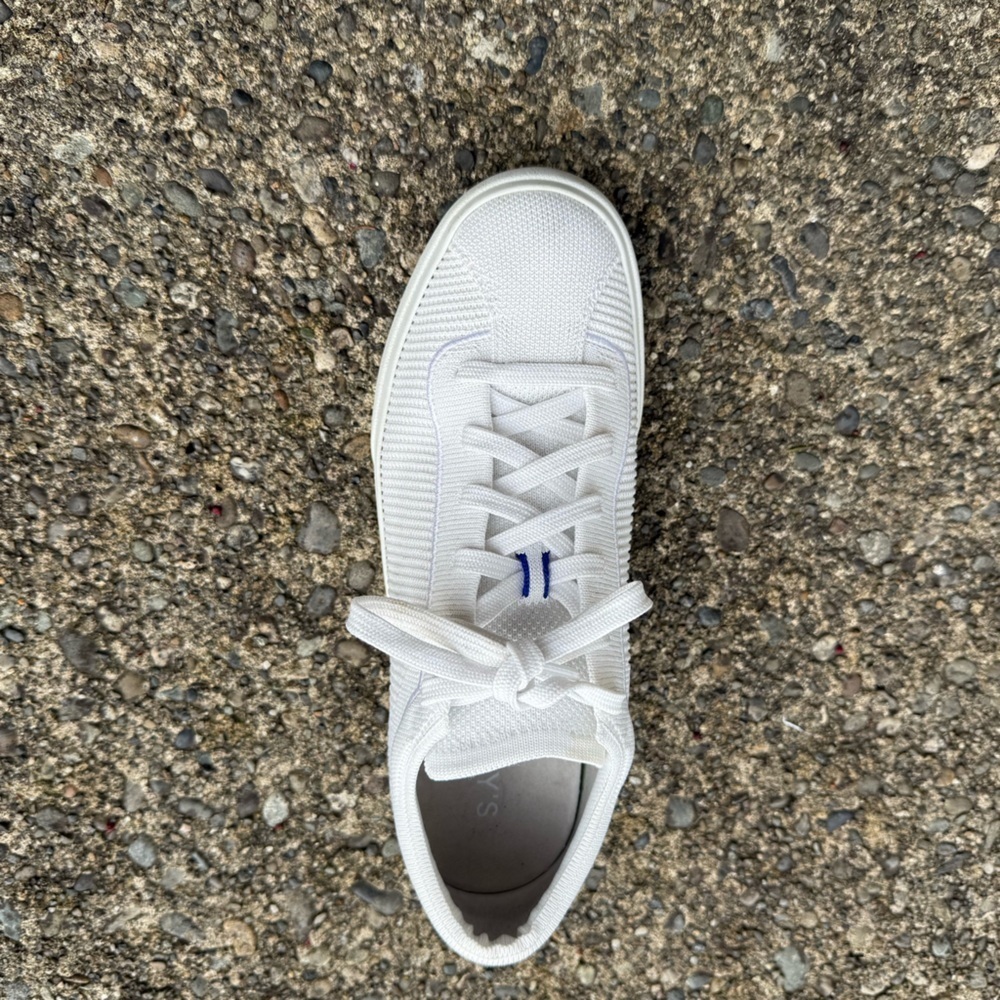Rothy white The Lace Up sneaker *** LEFT shoe ONLY **** 9